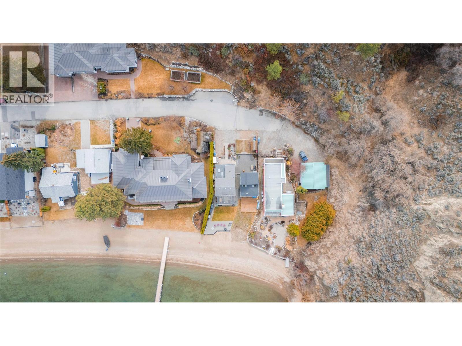 19279 Lakeshore Drive N, Summerland