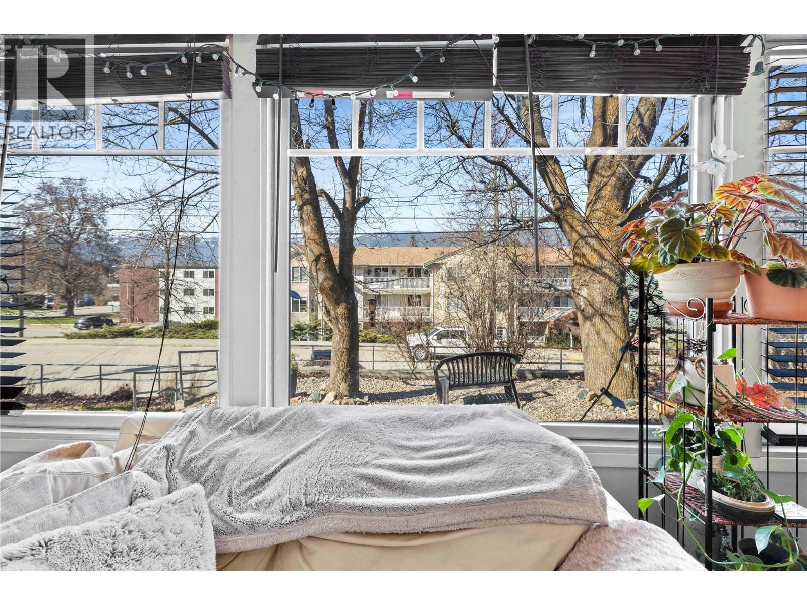 330 6 Street, Salmon Arm