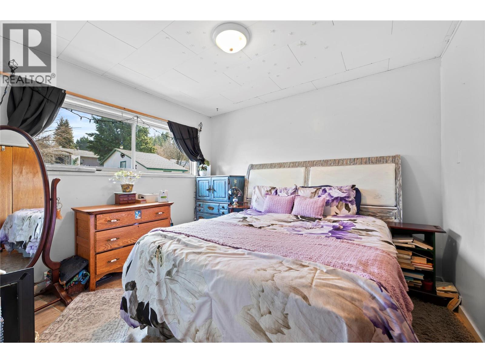 330 6 Street, Salmon Arm