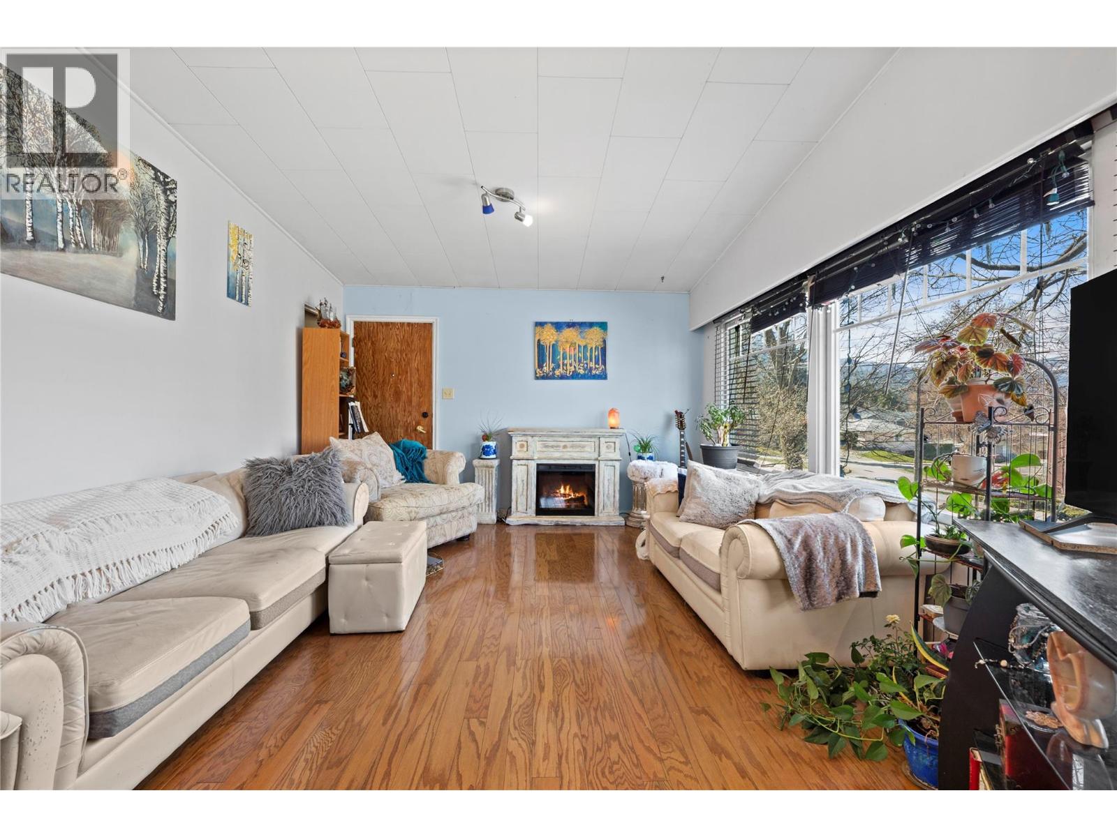 330 6 Street, Salmon Arm