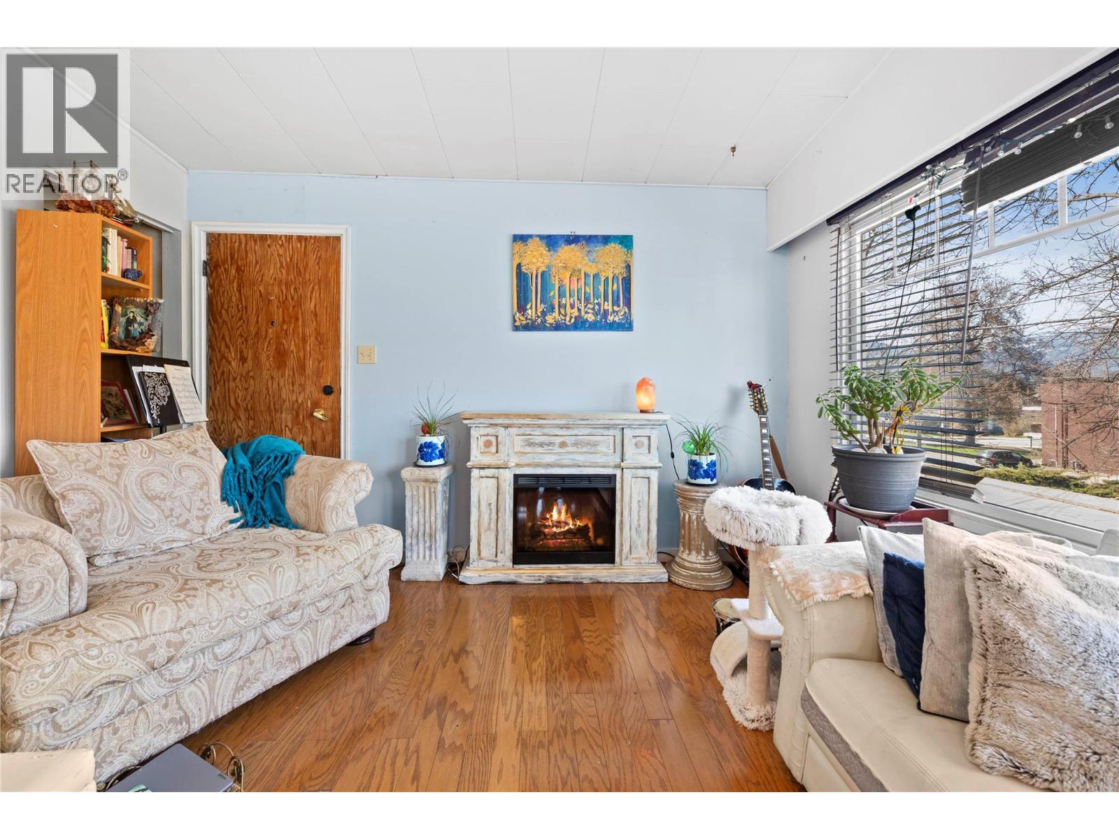 330 6 Street, Salmon Arm