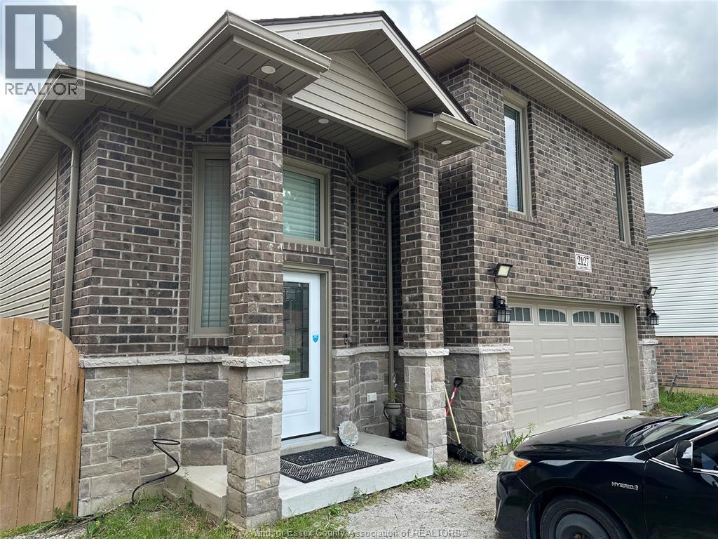 2127 DOMINION BOULEVARD - 4