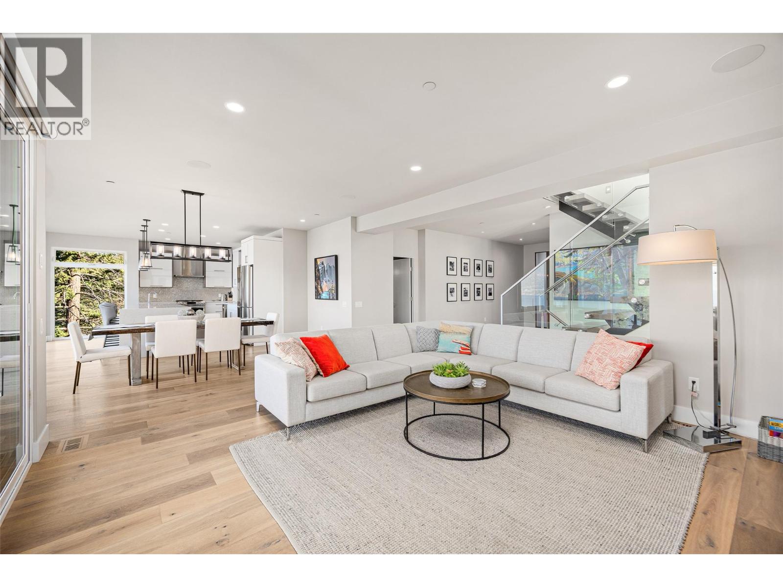  1528 Marble Ledge Drive, Lake Country