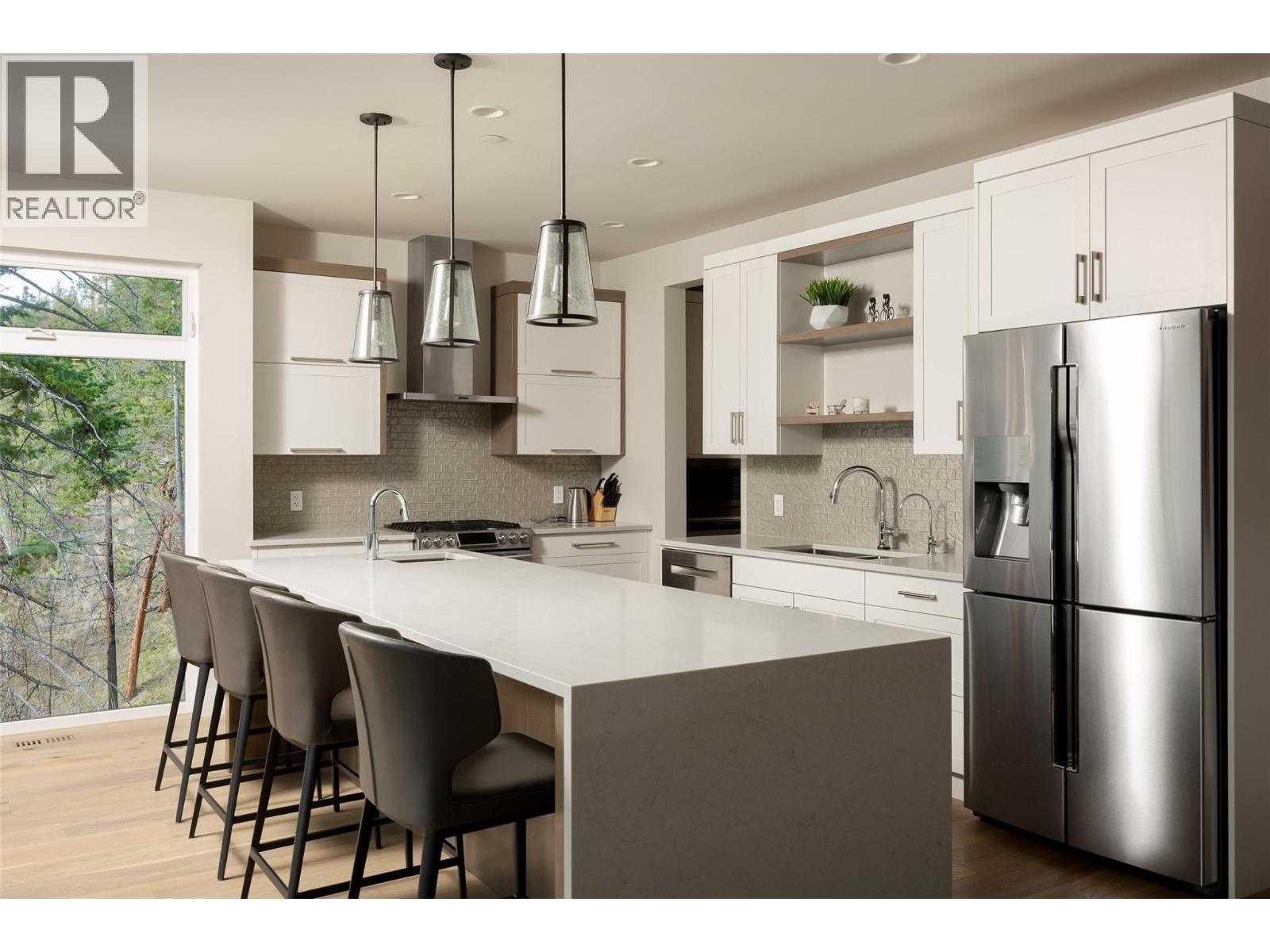  1528 Marble Ledge Drive, Lake Country