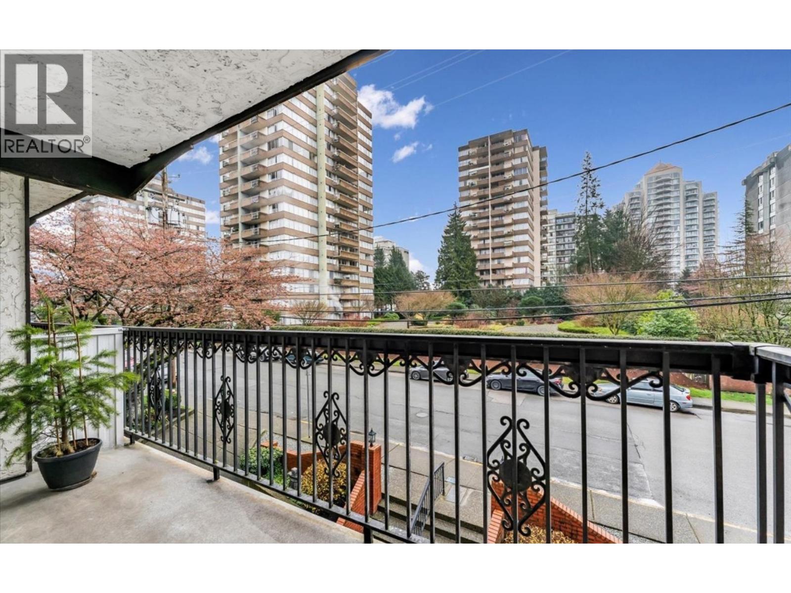 208 707 HAMILTON STREET, New Westminster