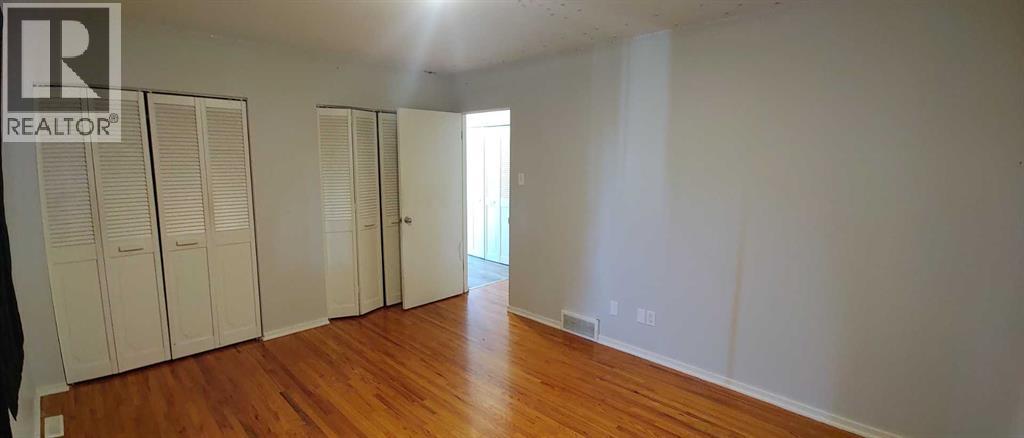 Single Family House Bungalow for Sale in  Elbow Drive SW Haysboro Calgary 