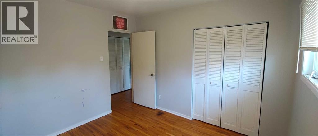 Single Family House Bungalow for Sale in  Elbow Drive SW Haysboro Calgary 