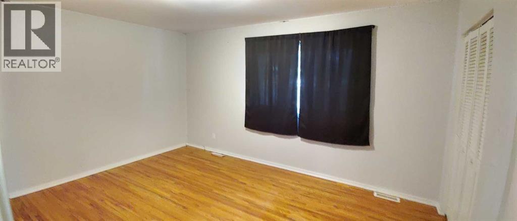 Single Family House Bungalow for Sale in  Elbow Drive SW Haysboro Calgary 