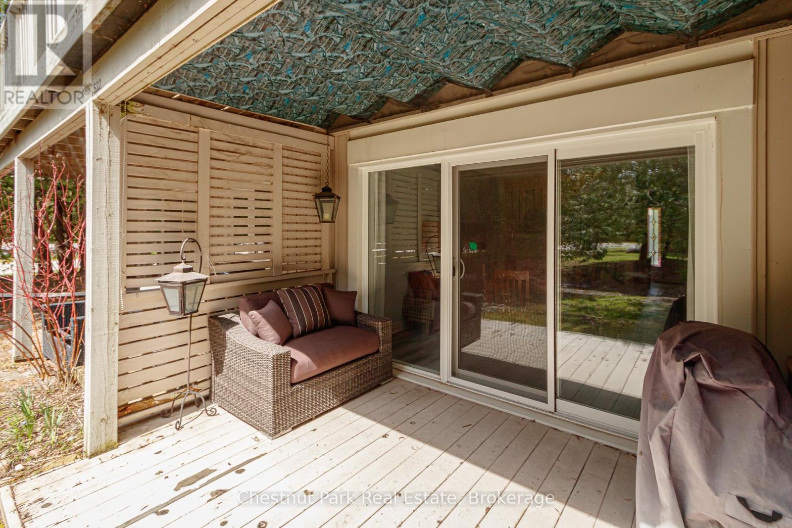522 OXBOW CRESCENT — photo 32