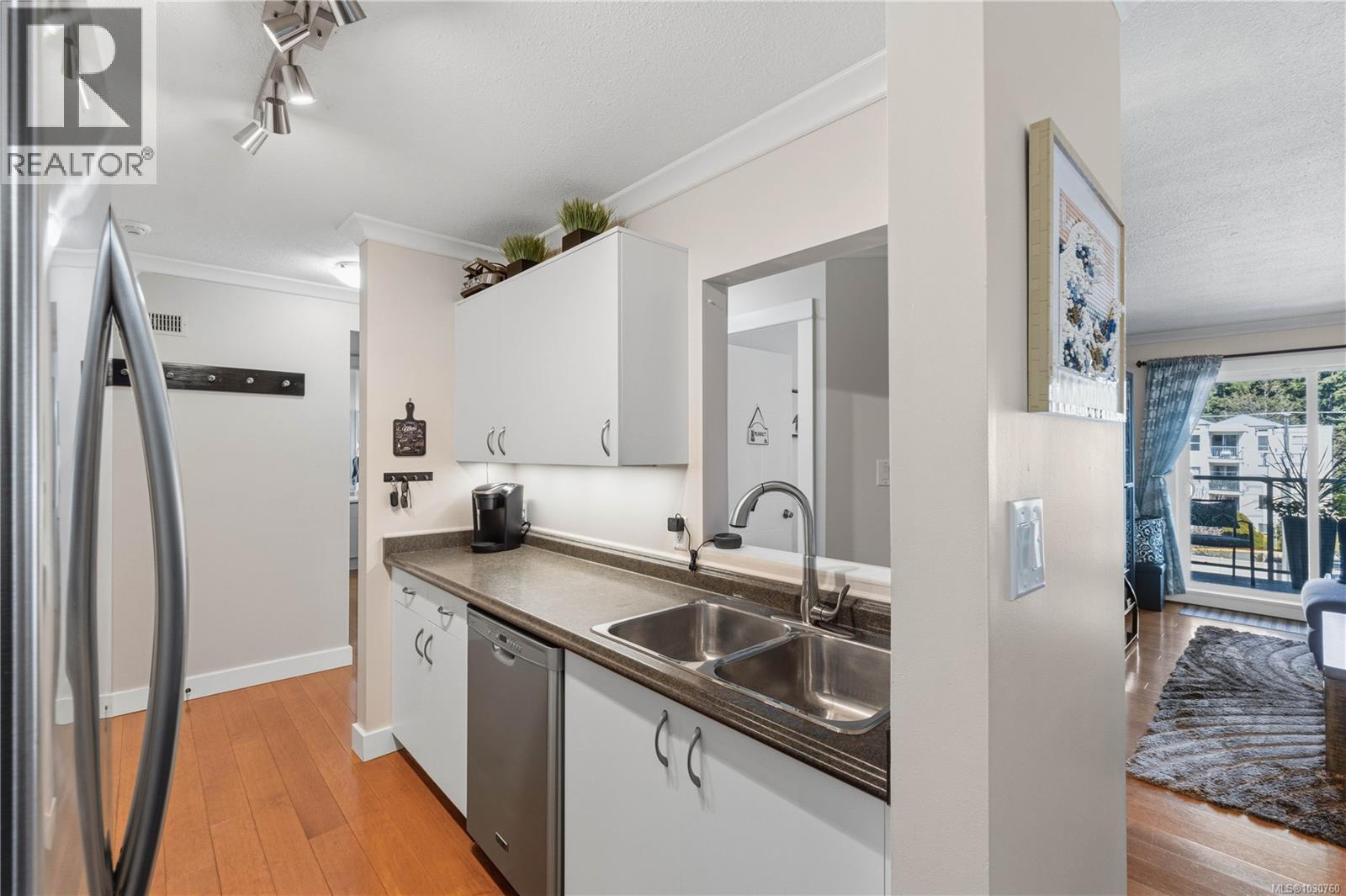 #409 4701 UPLANDS DR - 6