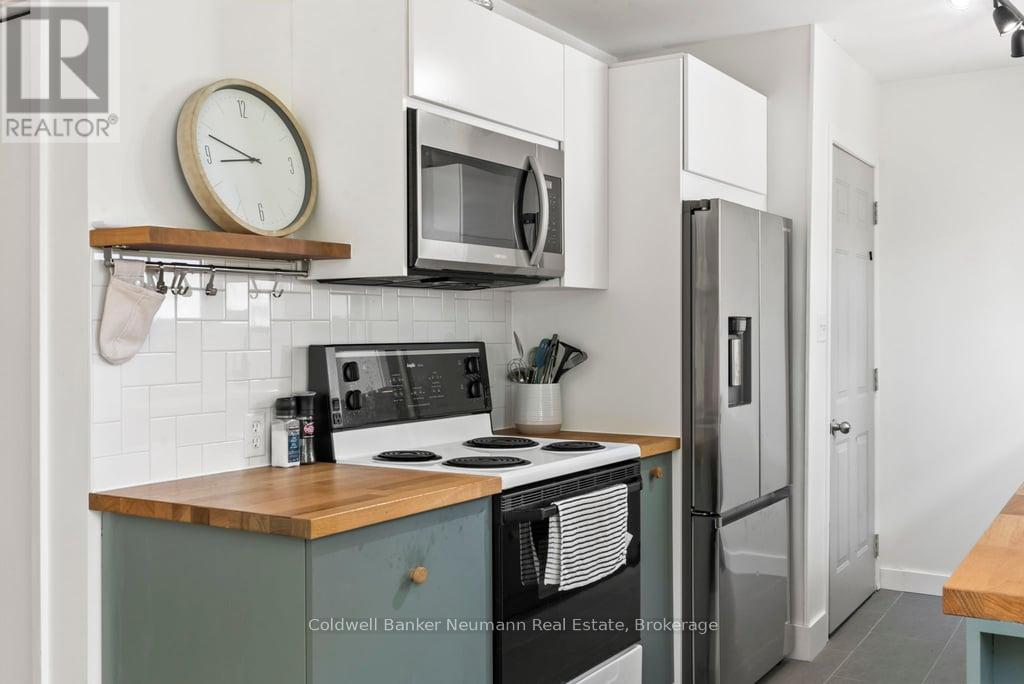 440 PROVINCIAL STREET - 4