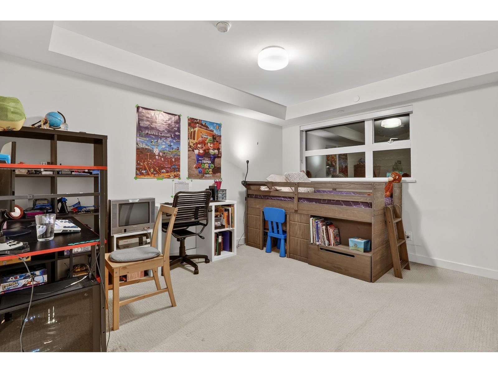 205 1160 OXFORD STREET, Surrey