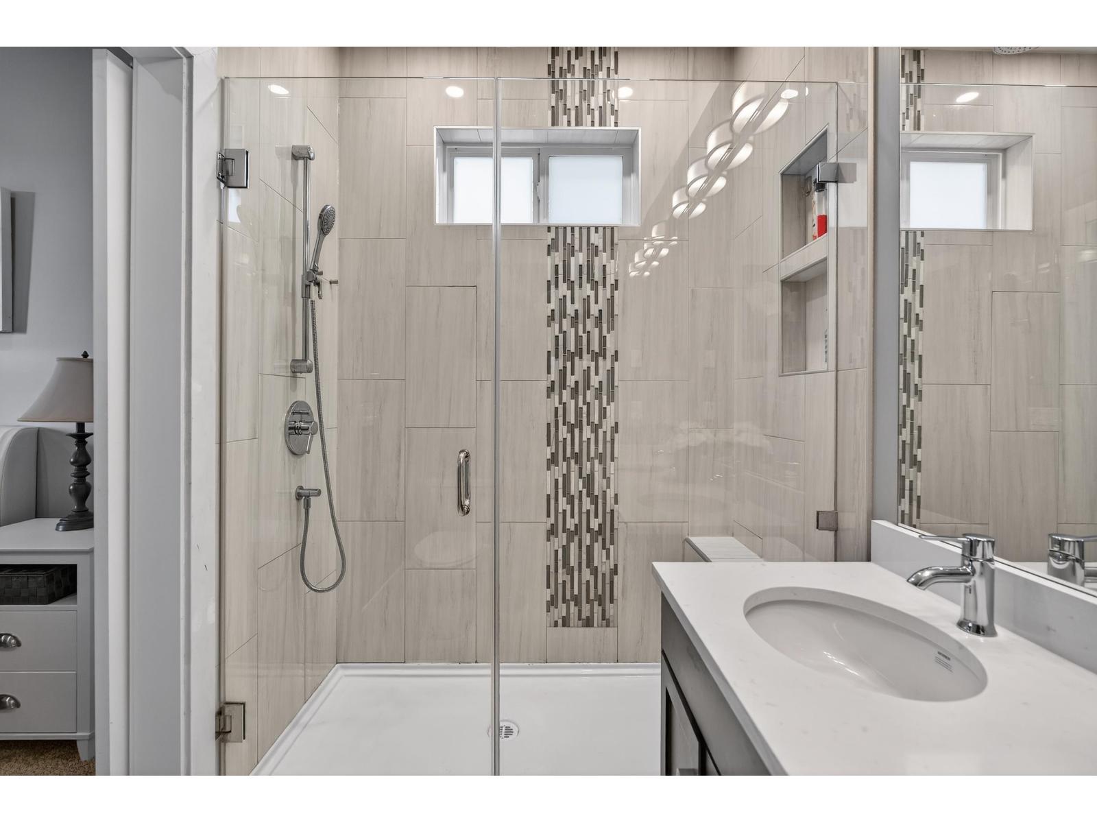 48 4295 OLD CLAYBURN ROAD, Abbotsford