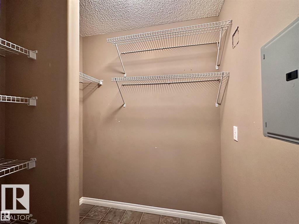 #115 3425 19 ST NW, Edmonton