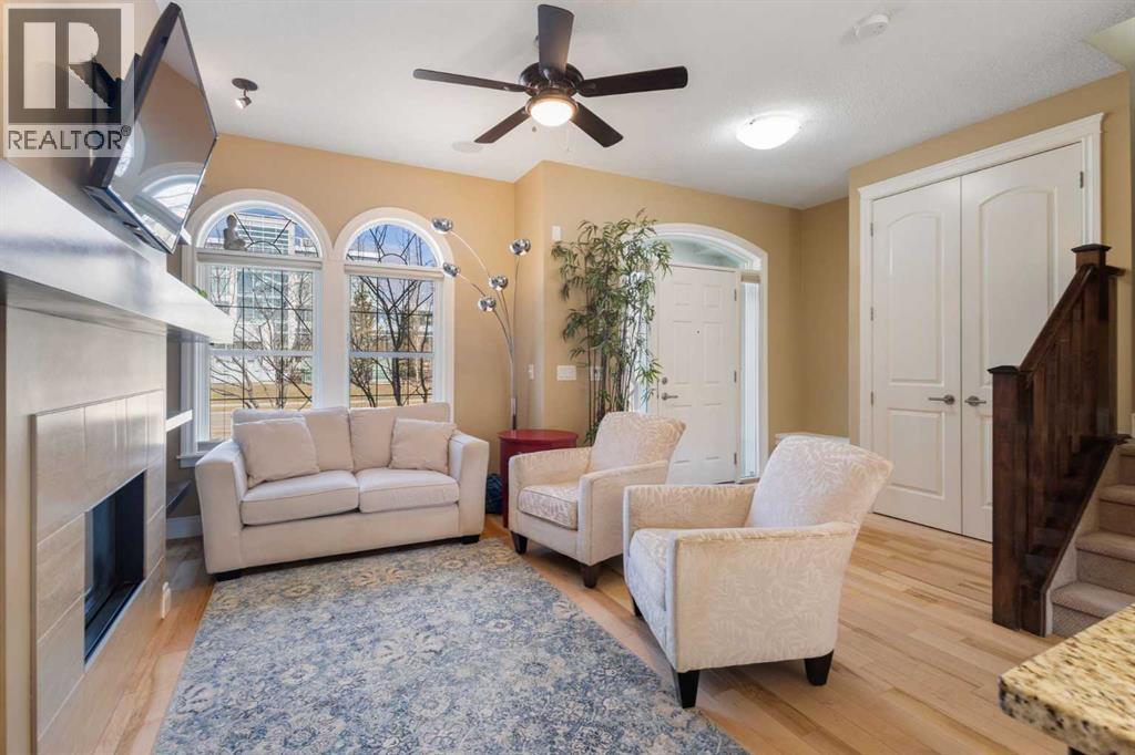 Single Family House for Sale in  Quarry Park Boulevard SE Douglasdale/Glen Calgary 