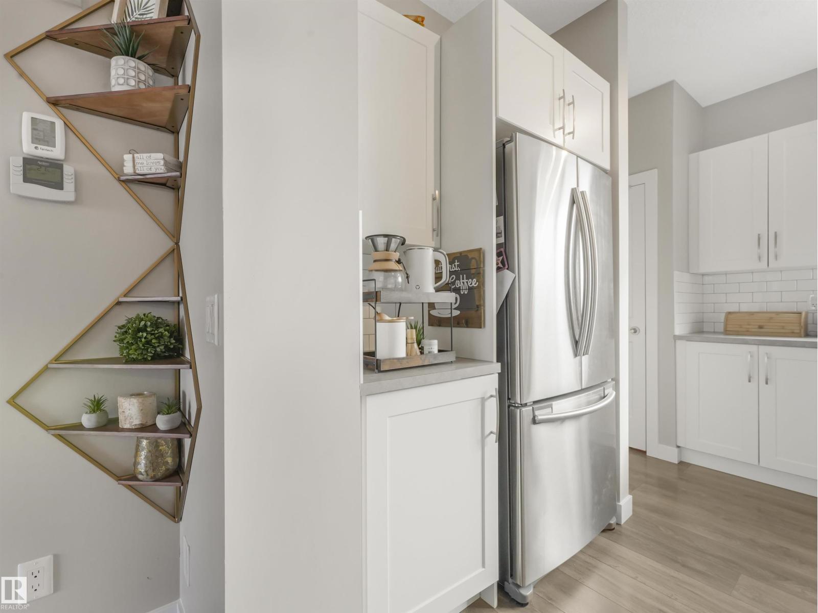 725 36 ST SW, Edmonton