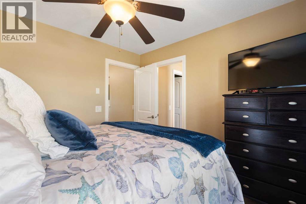 Single Family House for Sale in  Quarry Park Boulevard SE Douglasdale/Glen Calgary 