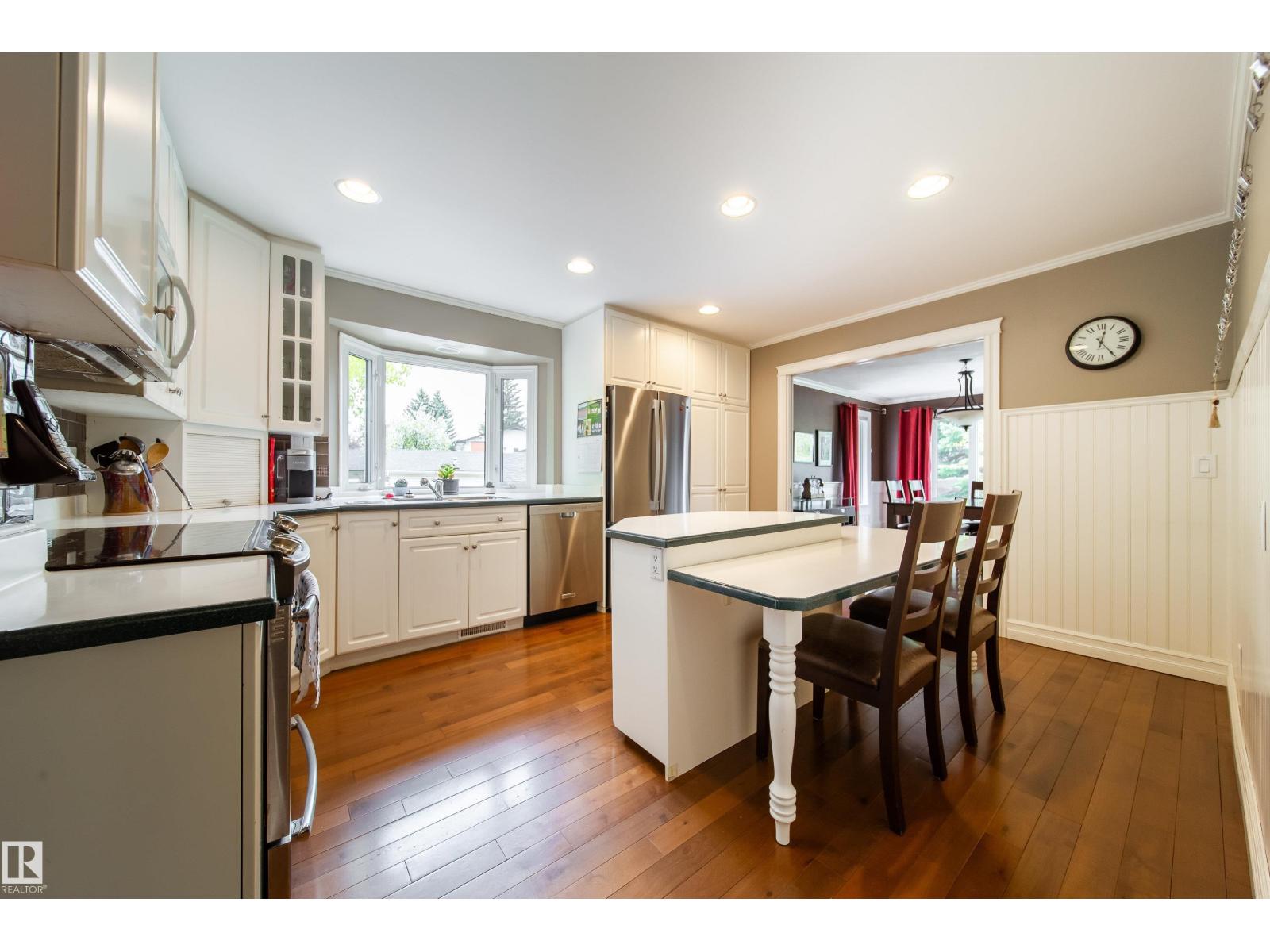 4128 125 ST NW, Edmonton