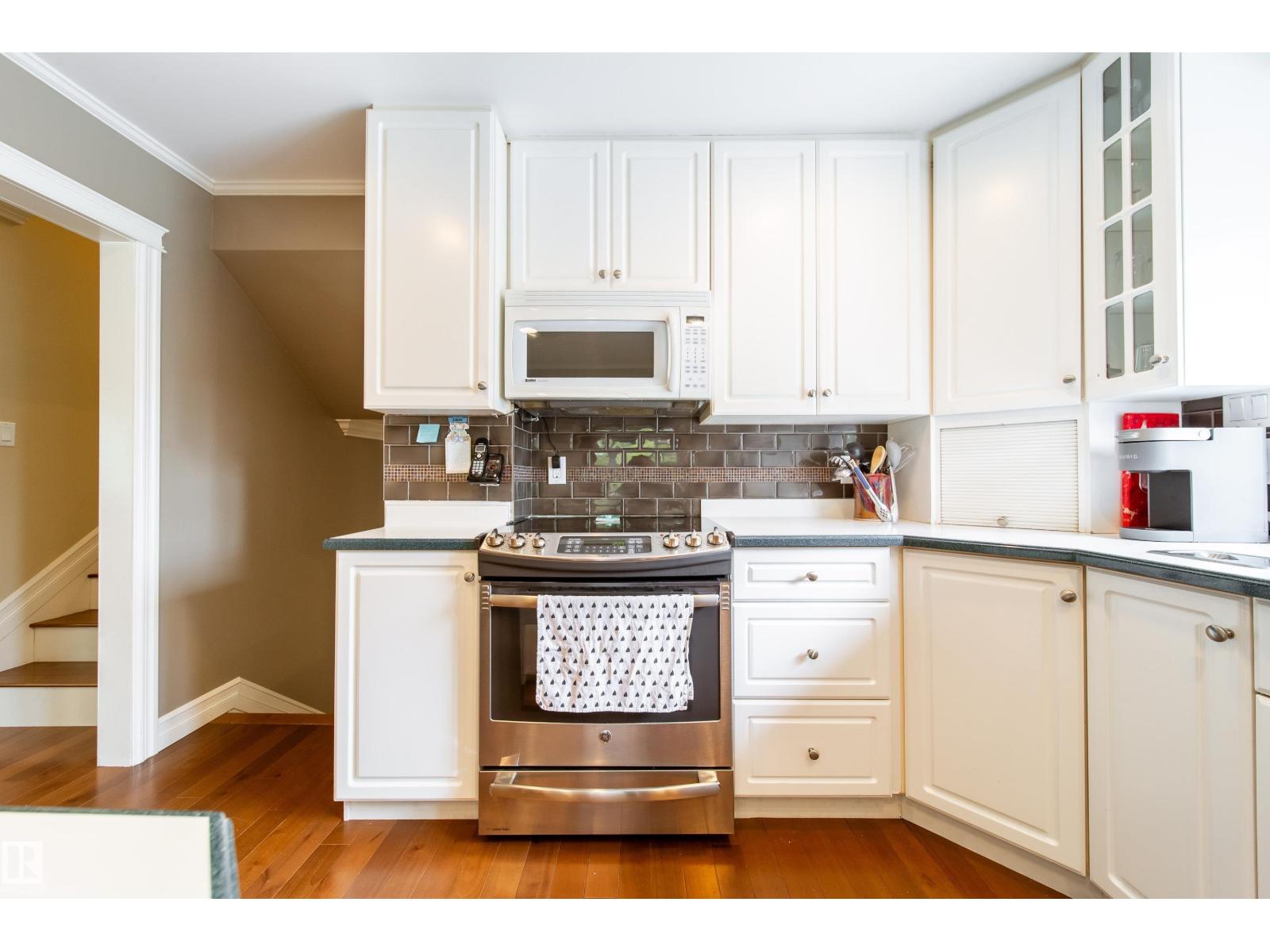 4128 125 ST NW, Edmonton