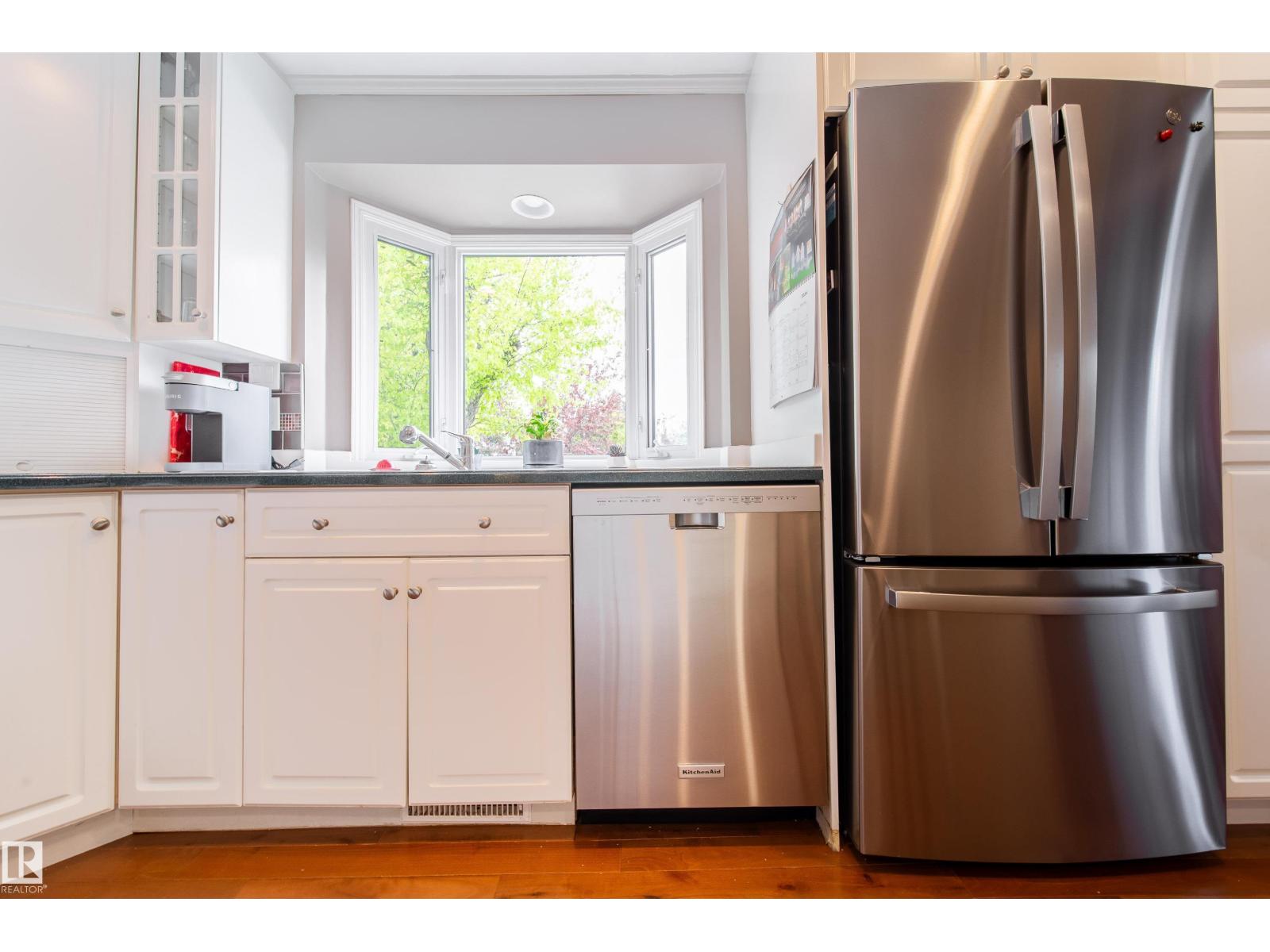 4128 125 ST NW, Edmonton