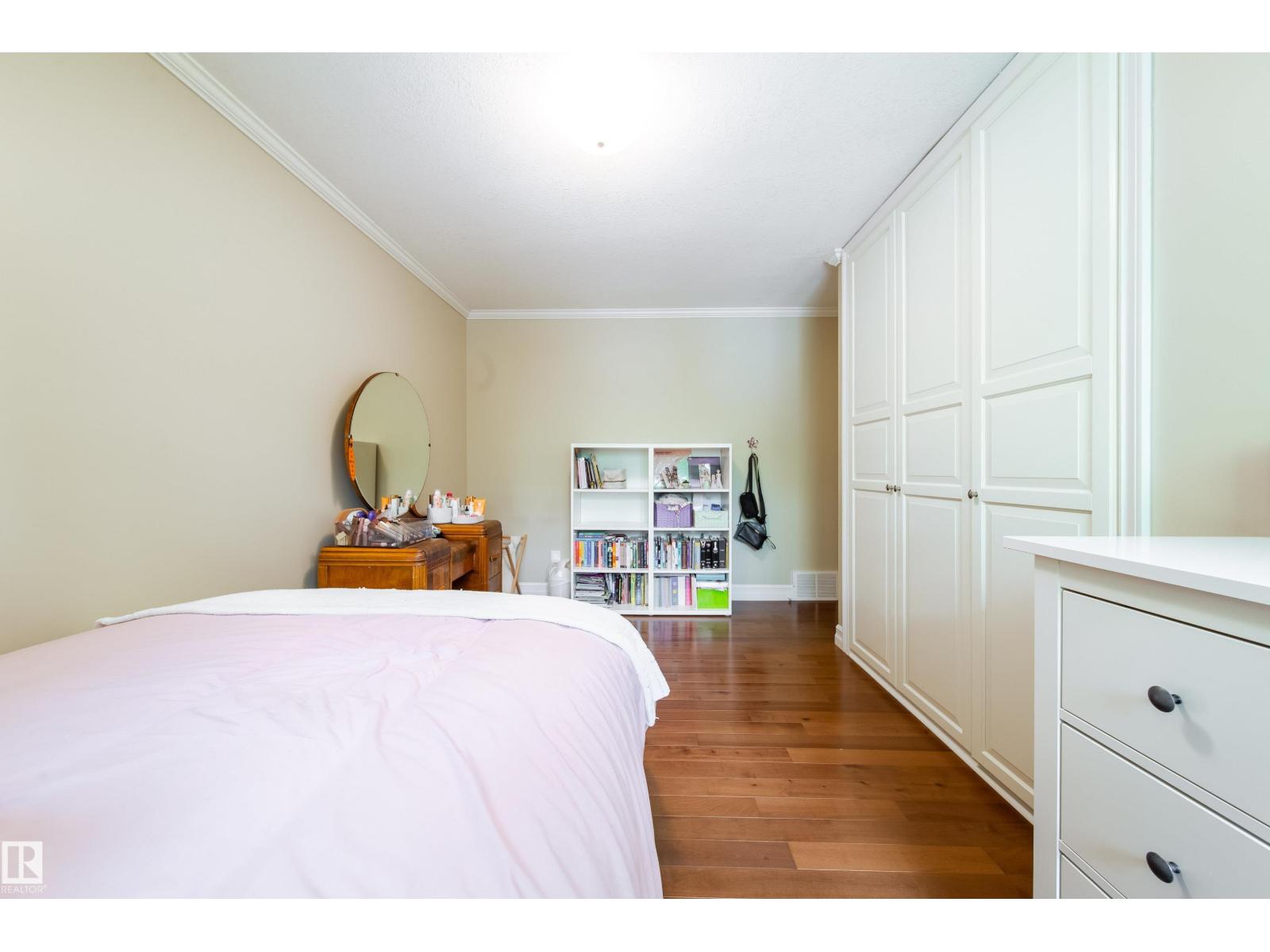 4128 125 ST NW, Edmonton