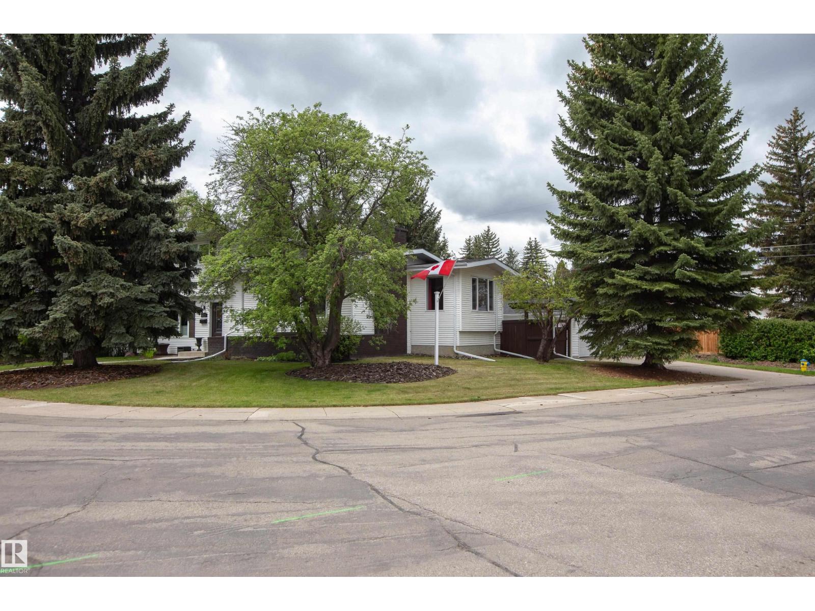 4128 125 ST NW, Edmonton