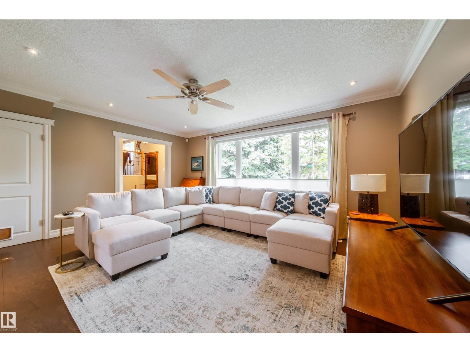 4128 125 ST NW, Edmonton