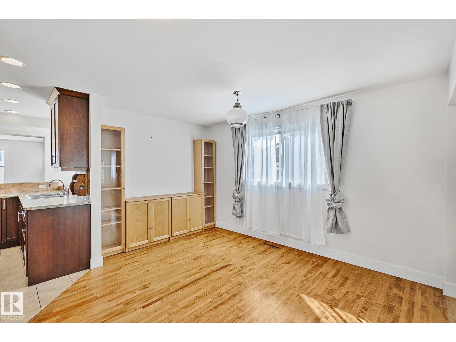 10823 130 ST NW, Edmonton