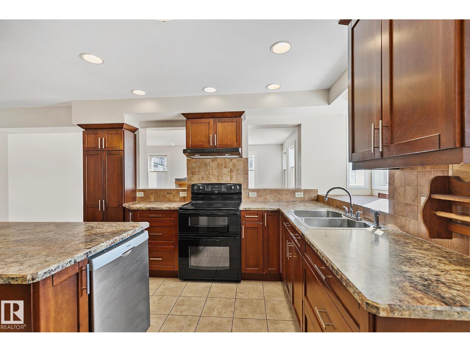 10823 130 ST NW, Edmonton