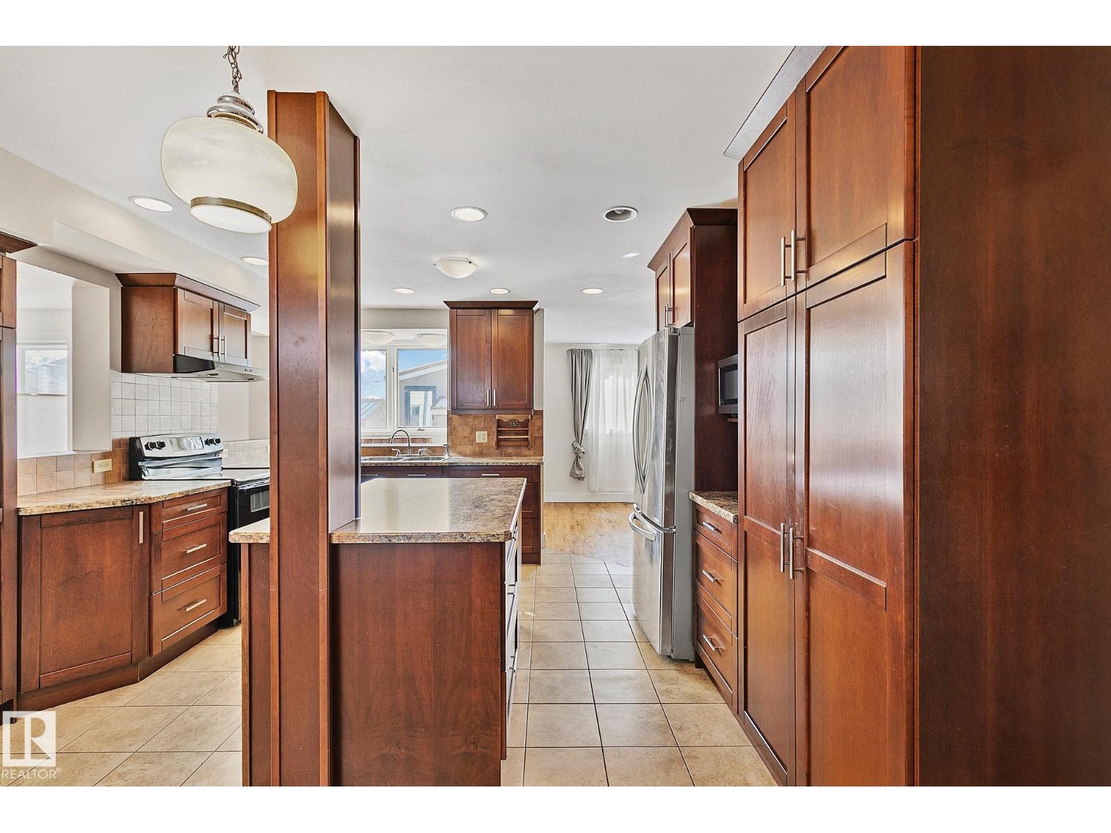 10823 130 ST NW, Edmonton