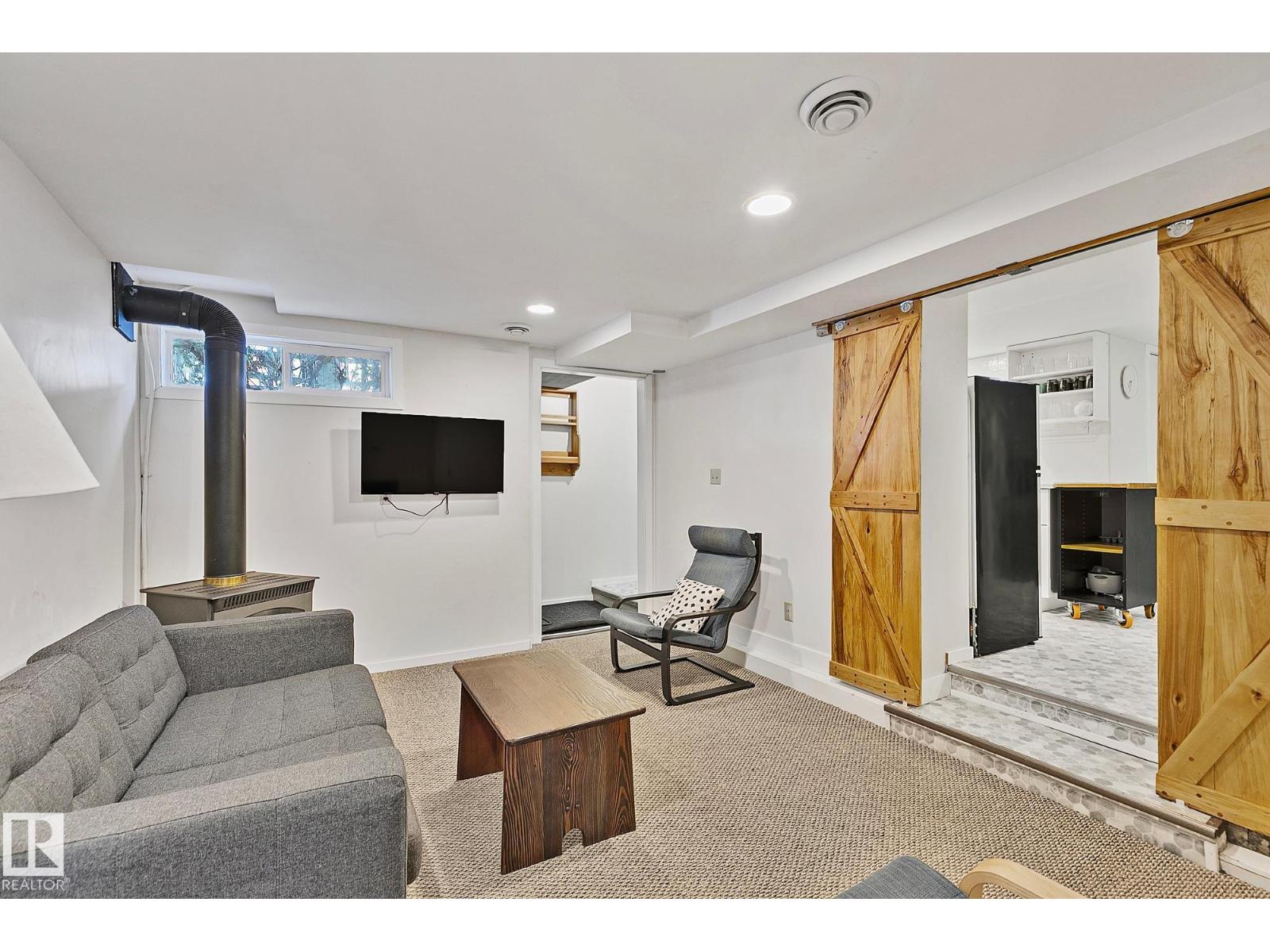 10823 130 ST NW, Edmonton