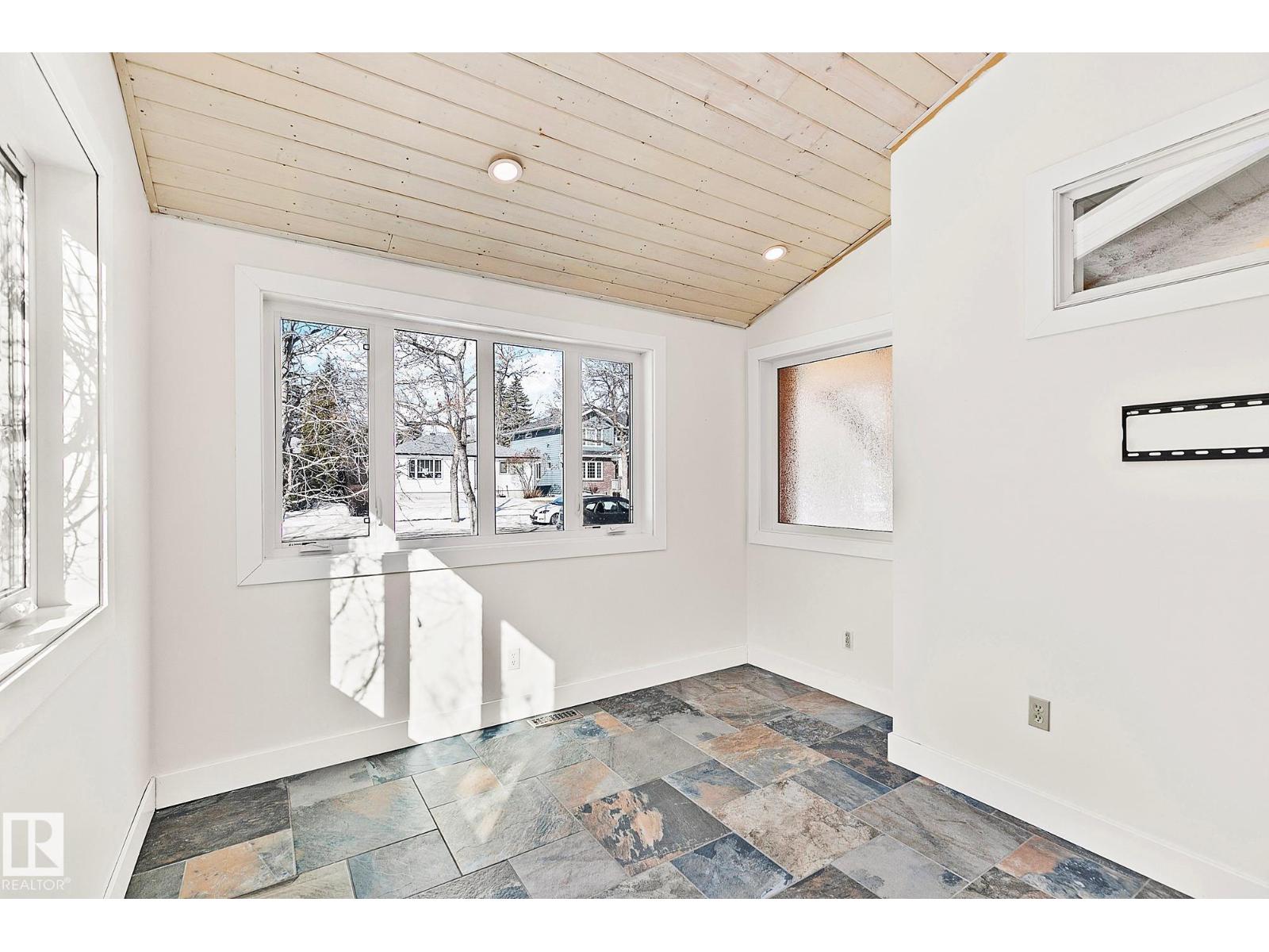 10823 130 ST NW, Edmonton