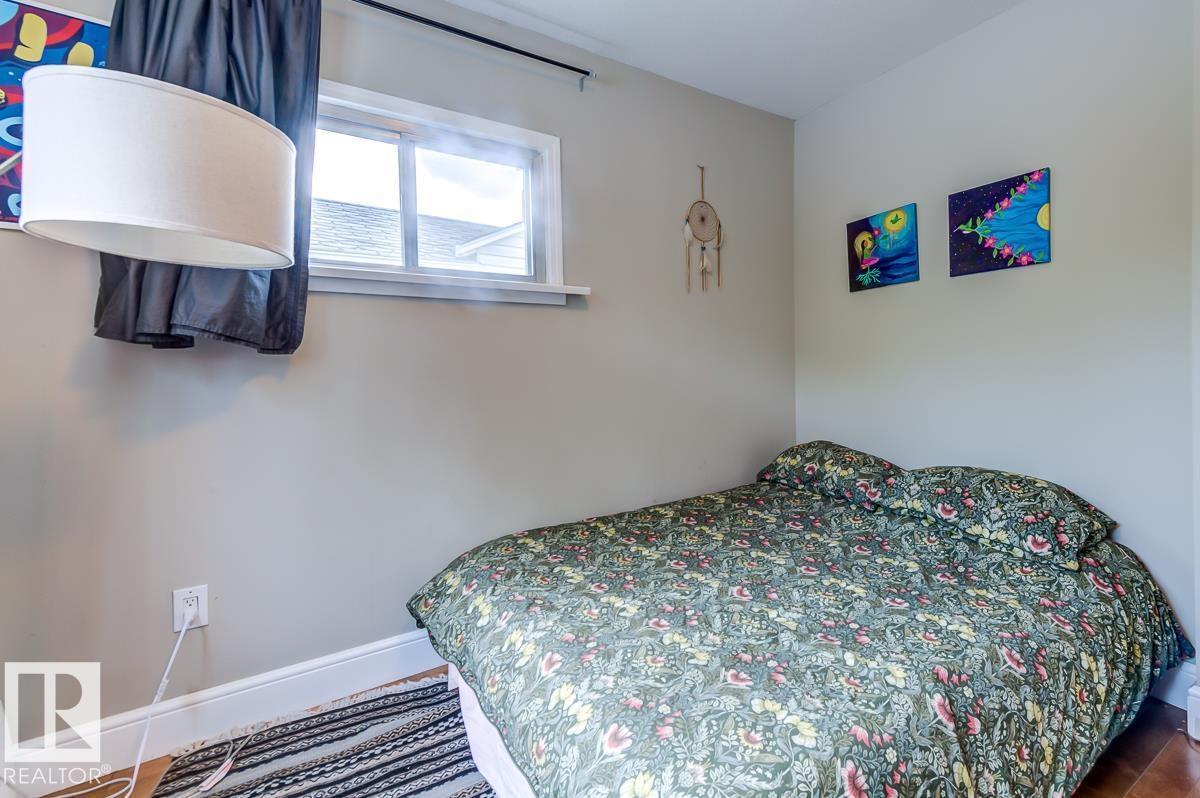 10950 73 AV NW, Edmonton