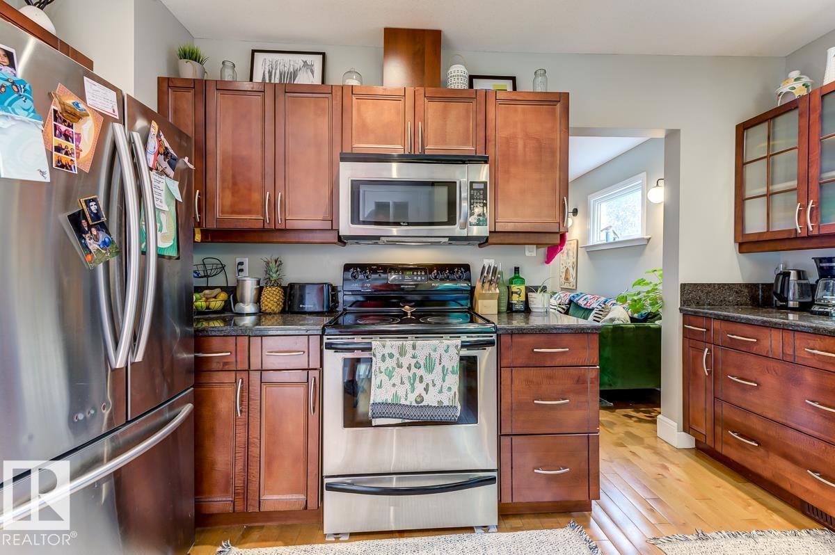 10950 73 AV NW, Edmonton