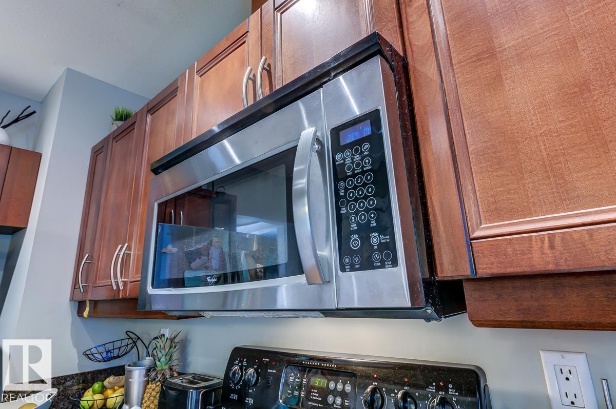 10950 73 AV NW, Edmonton