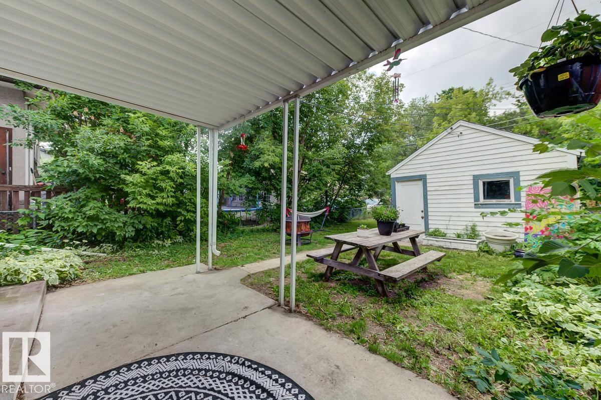 10950 73 AV NW, Edmonton