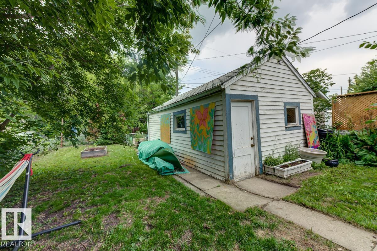 10950 73 AV NW, Edmonton