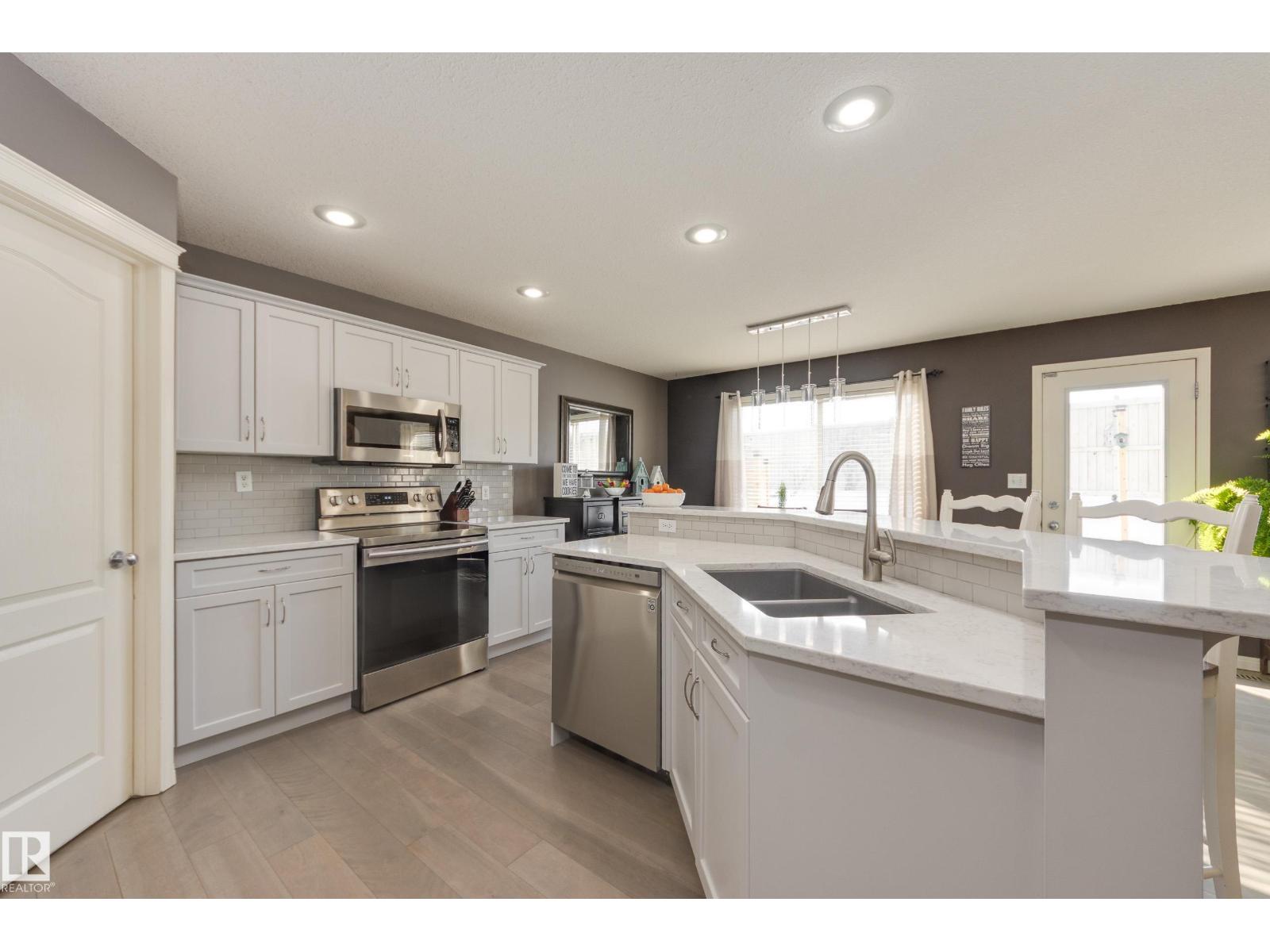 25 RIDGEHAVEN CR, Sherwood Park