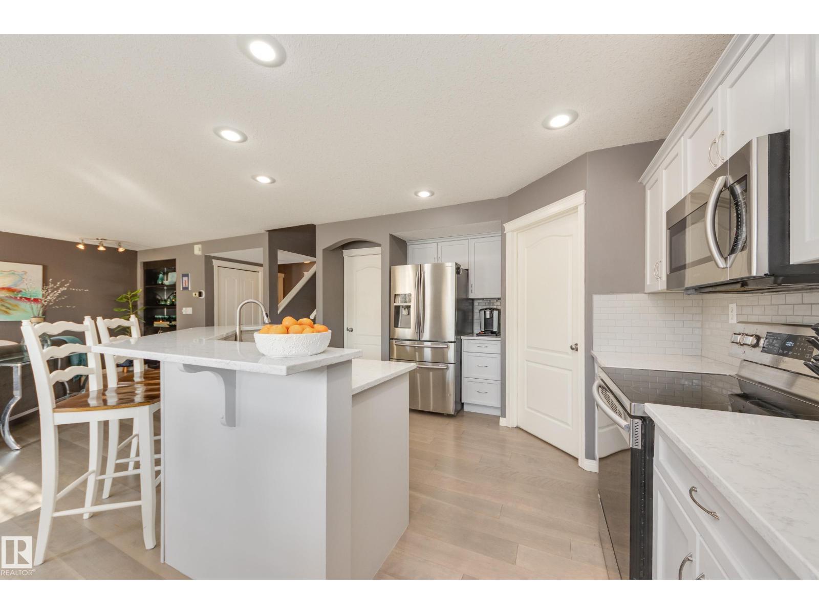 25 RIDGEHAVEN CR, Sherwood Park