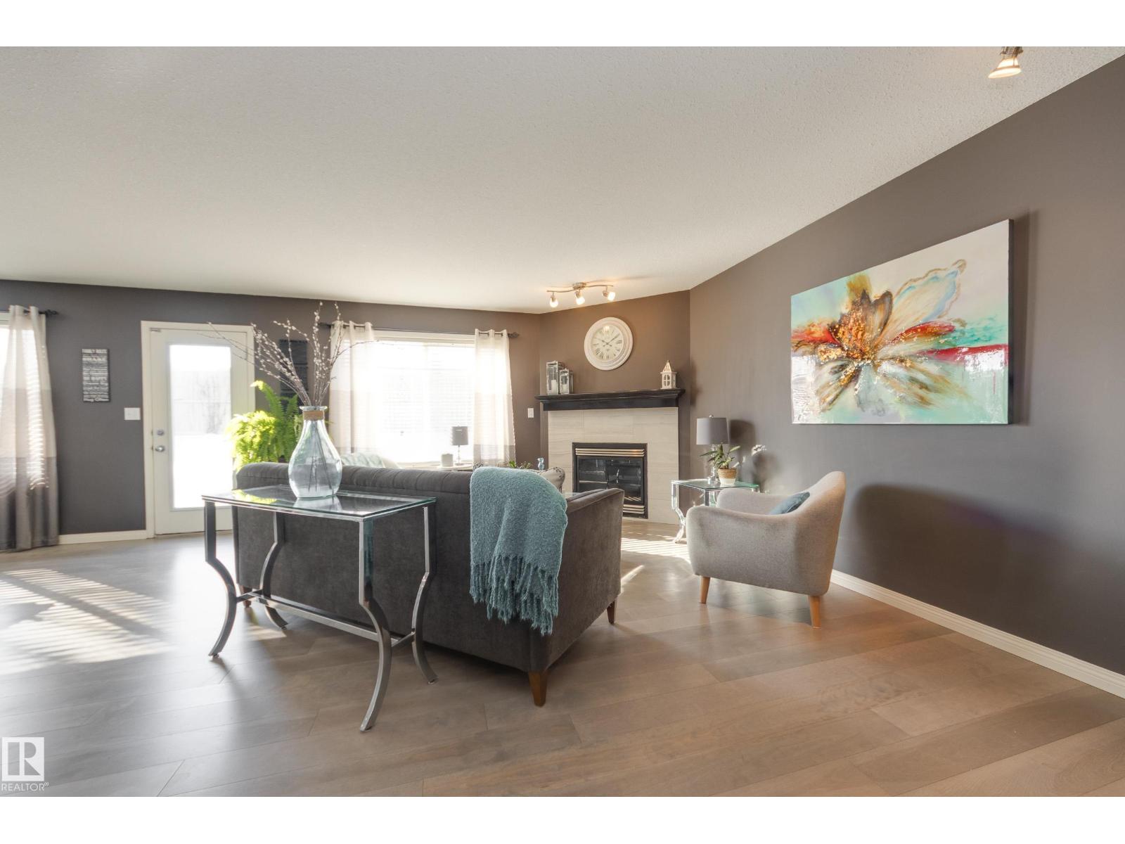25 RIDGEHAVEN CR, Sherwood Park