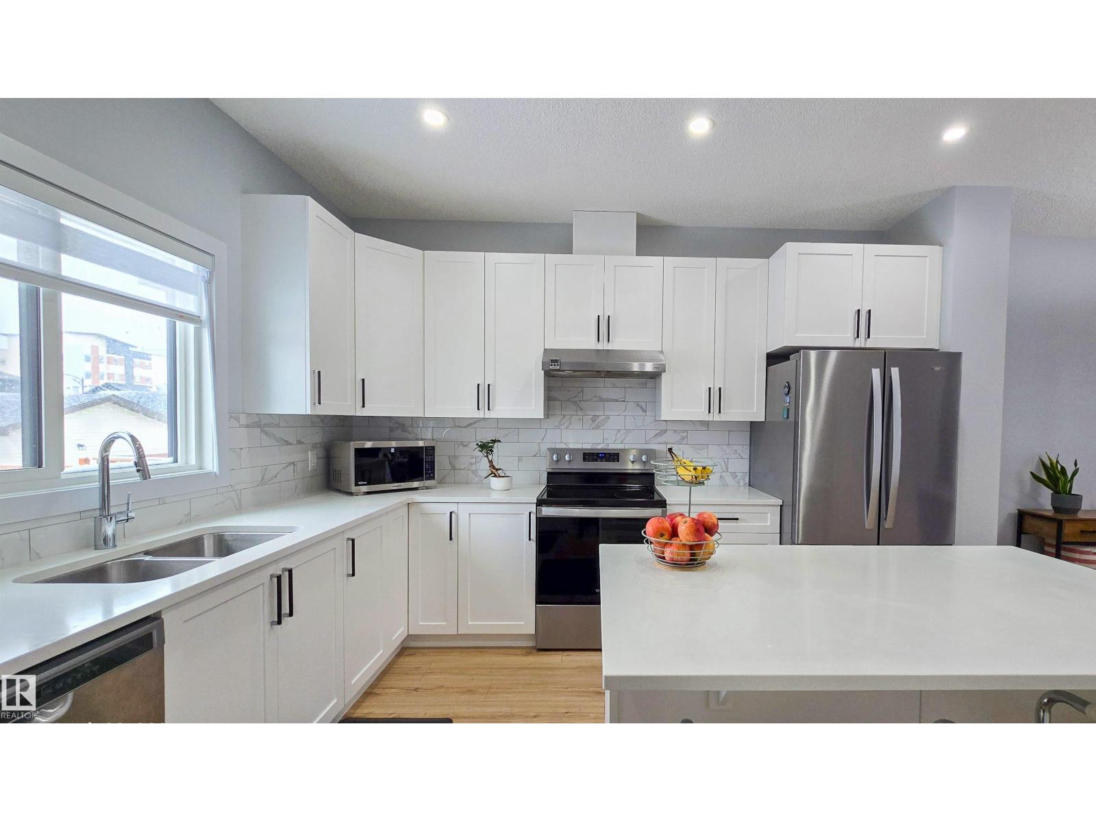 9323 222 ST NW, Edmonton