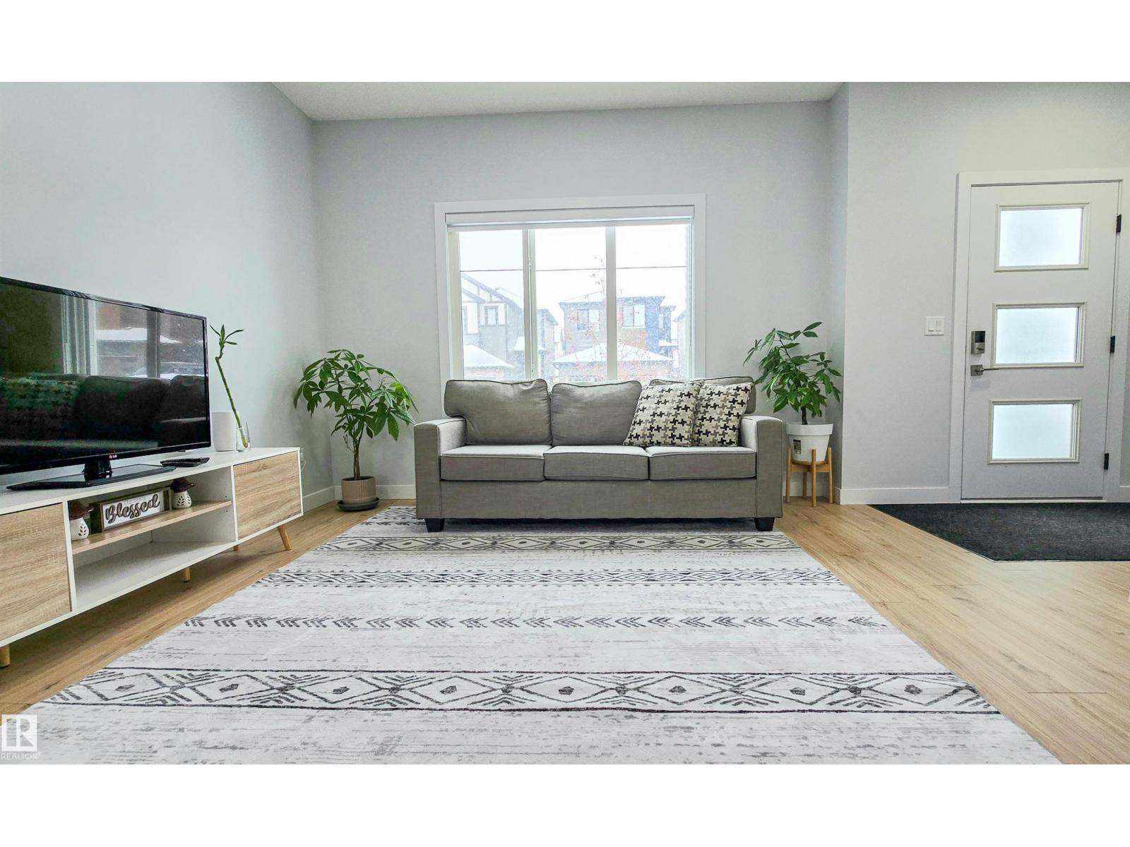 9323 222 ST NW, Edmonton