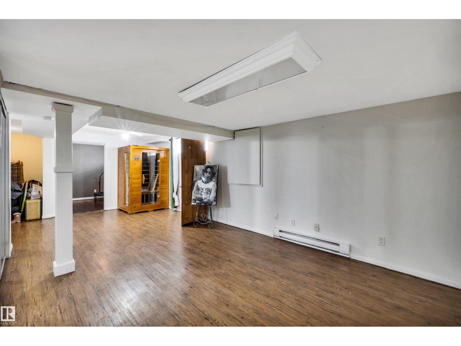 9 EBONY WY, St. Albert