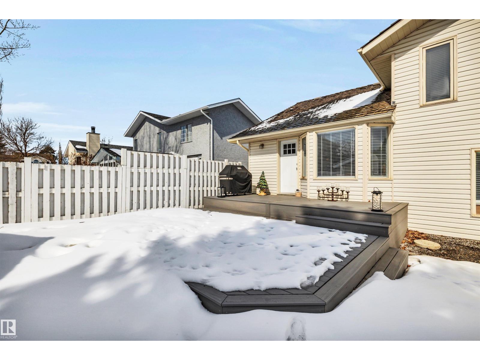 9 EBONY WY, St. Albert