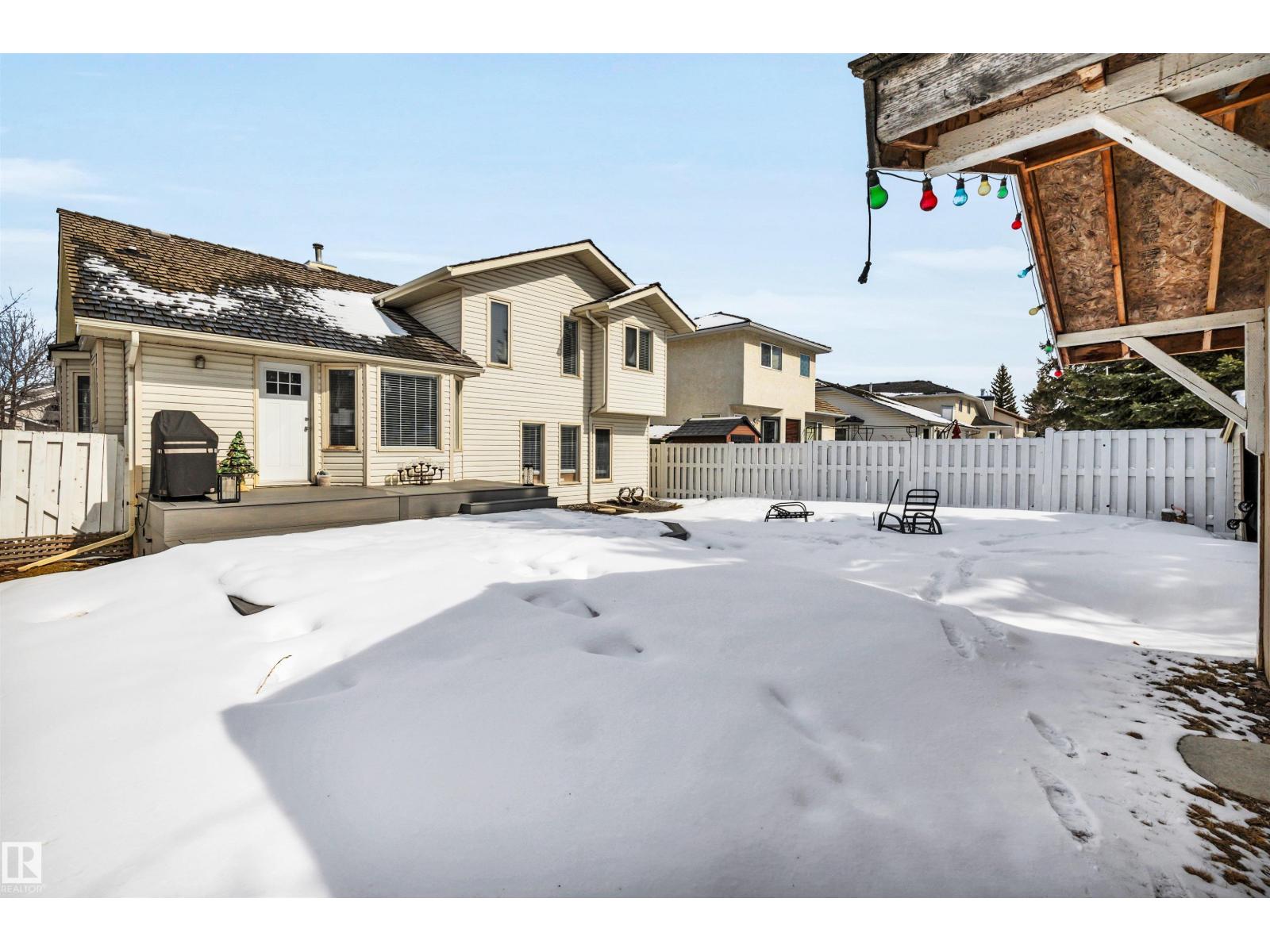 9 EBONY WY, St. Albert