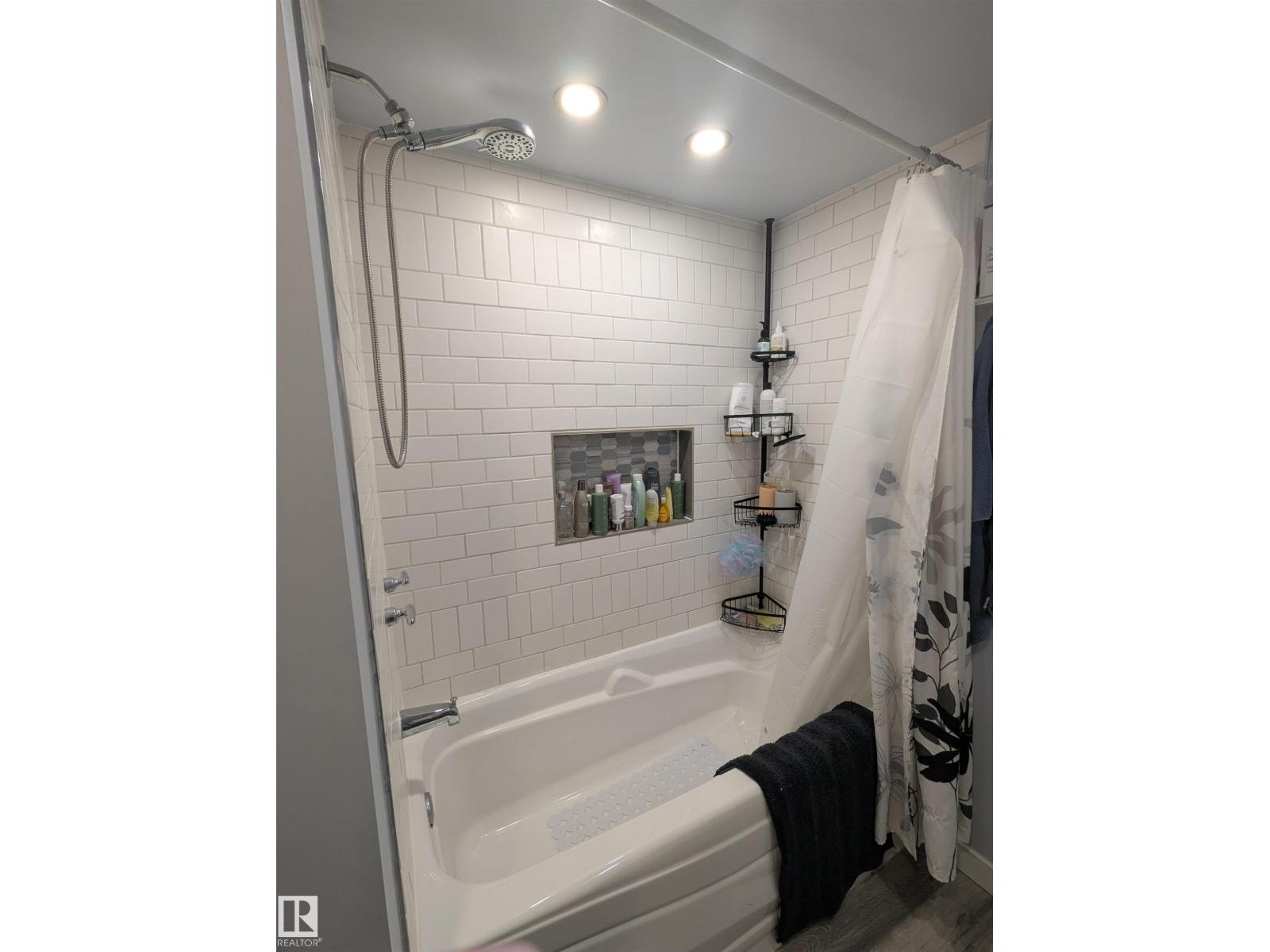 #2 9140 149 ST NW, Edmonton