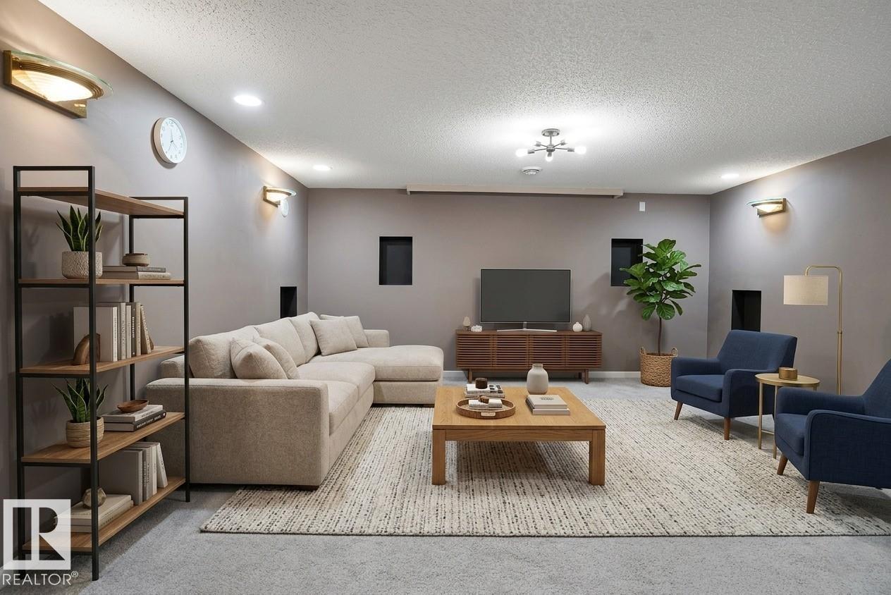 10815 BEARSPAW DR E NW NW, Edmonton