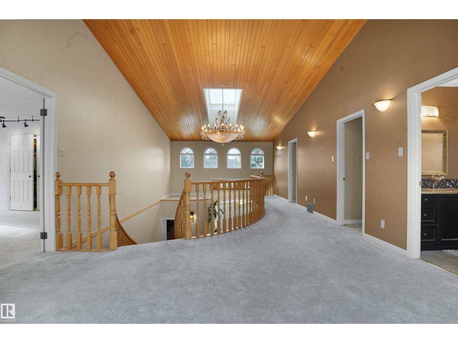 10815 BEARSPAW DR E NW NW, Edmonton