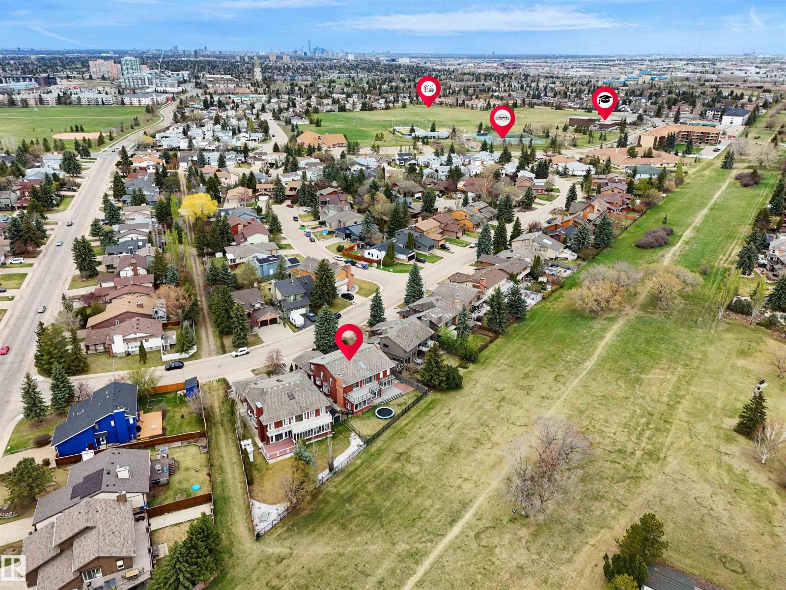 10815 BEARSPAW DR E NW NW, Edmonton