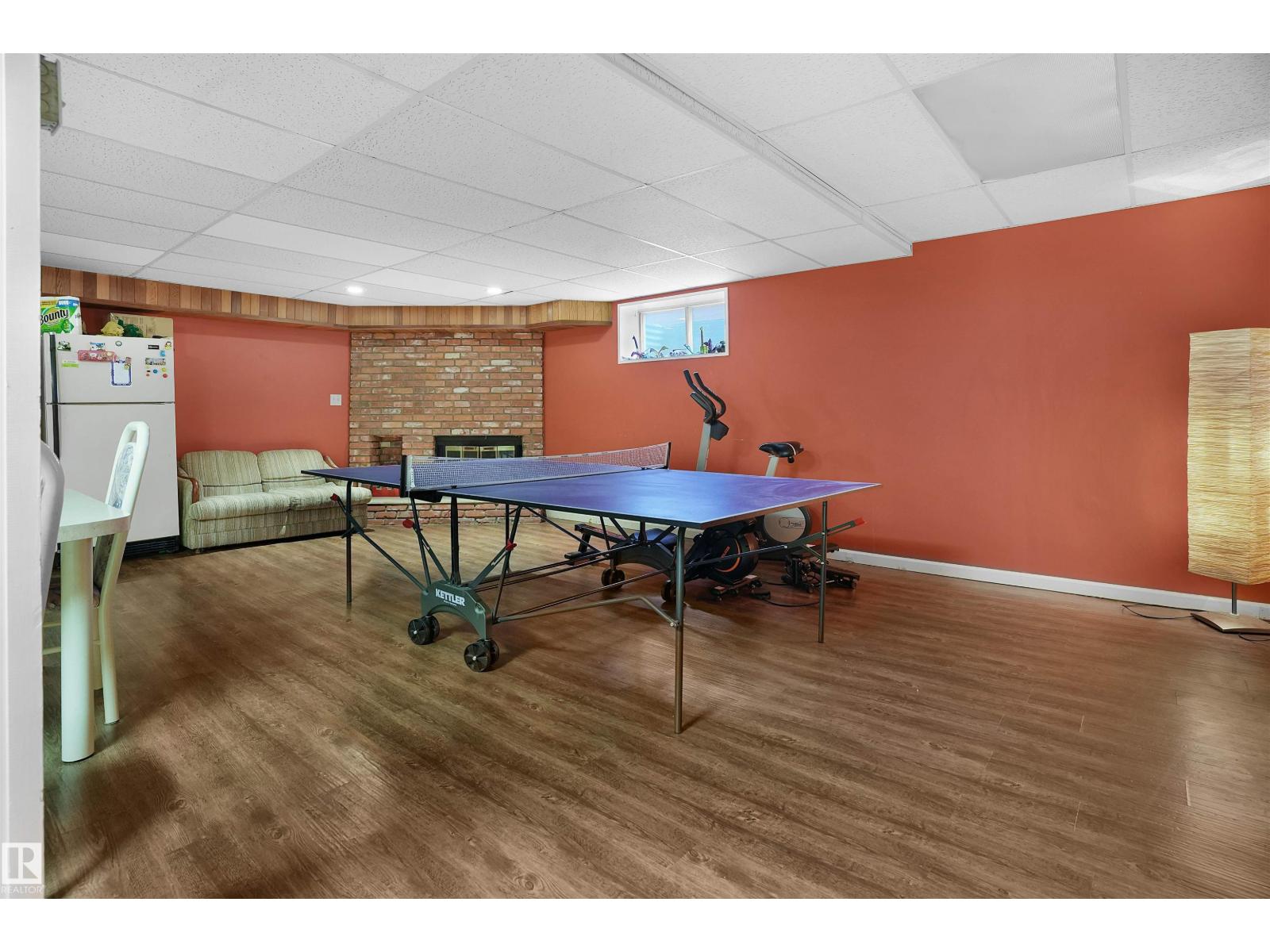 10815 BEARSPAW DR E NW NW, Edmonton